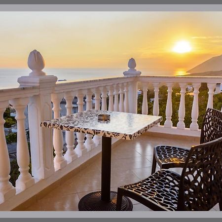 Dorvin Apartments Dhërmi Dış mekan fotoğraf